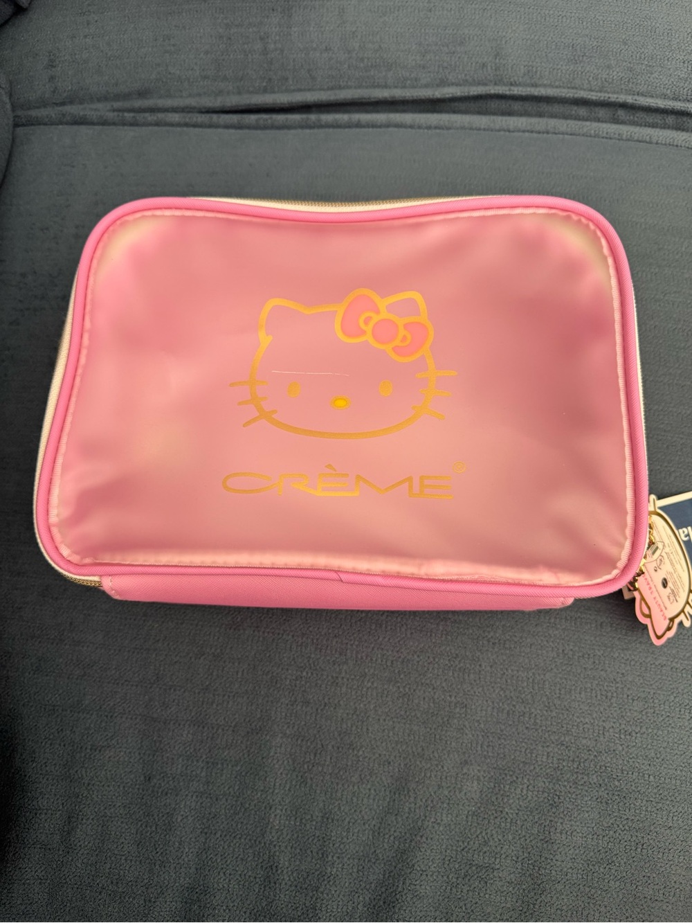 Hello Kitty Pink Makeup Bag X Crème